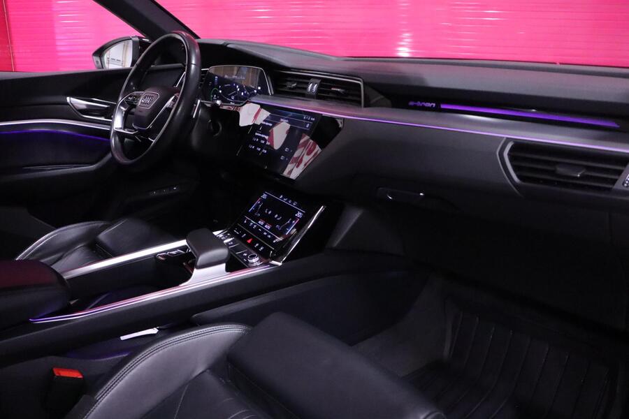 Audi e-tron vaihtoauto