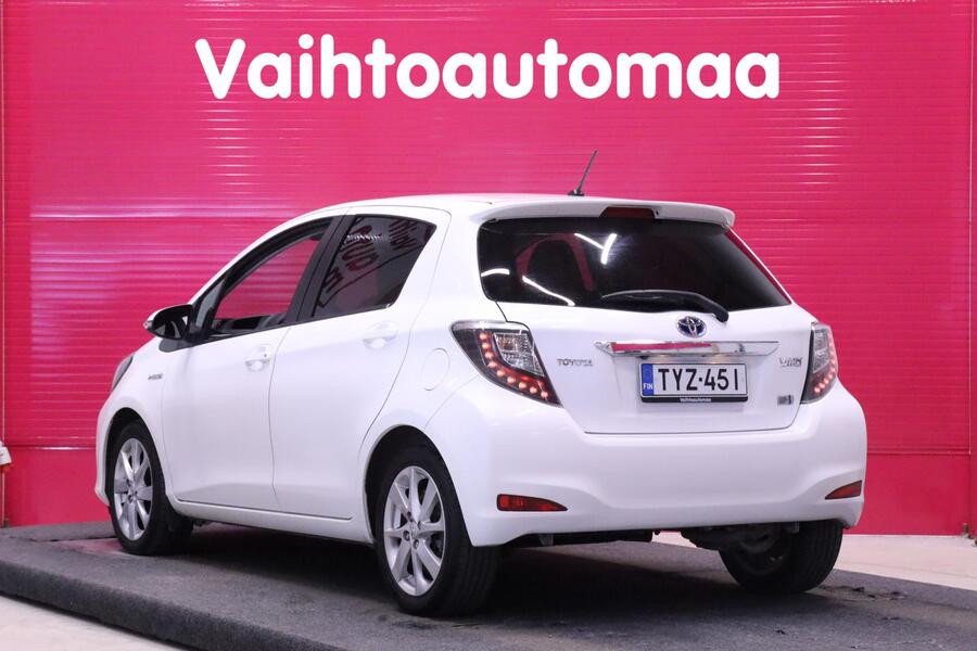Toyota Yaris vaihtoauto