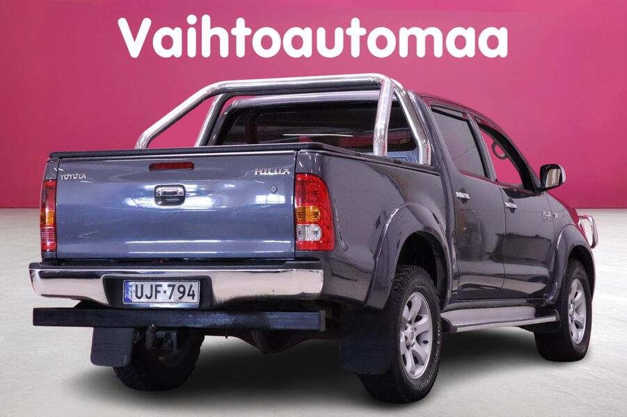Toyota Hilux vaihtoauto