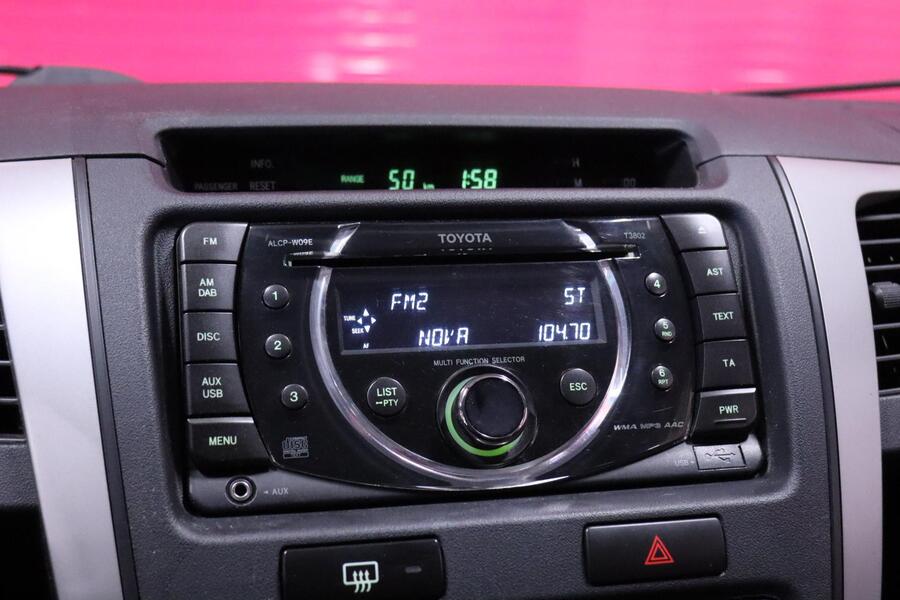 Toyota Hilux vaihtoauto