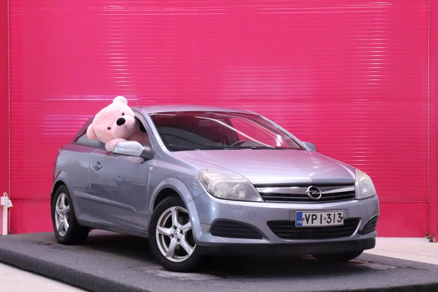 Opel Astra vaihtoauto