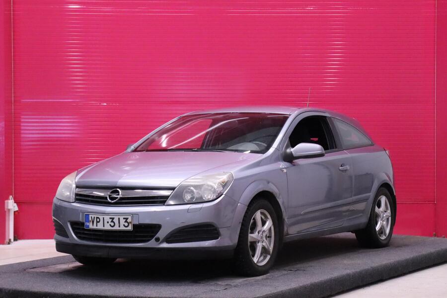 Opel Astra vaihtoauto