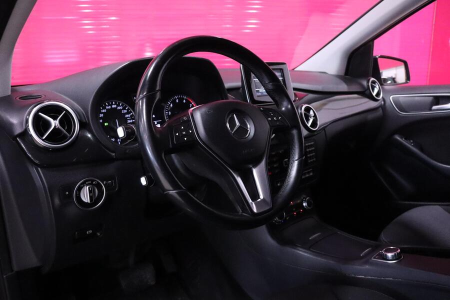 Mercedes-Benz B vaihtoauto