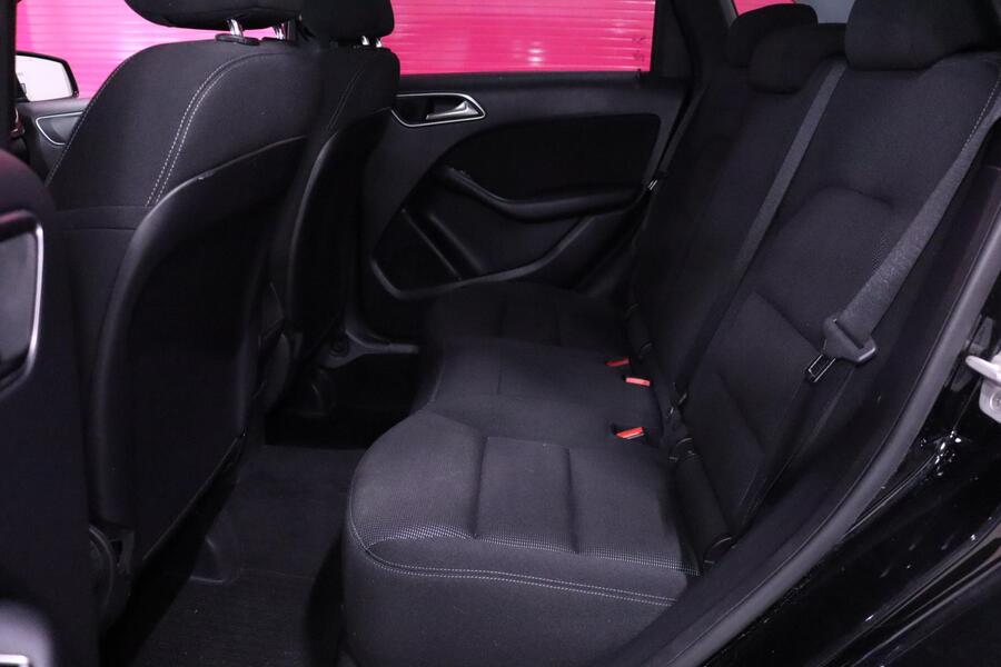 Mercedes-Benz B vaihtoauto