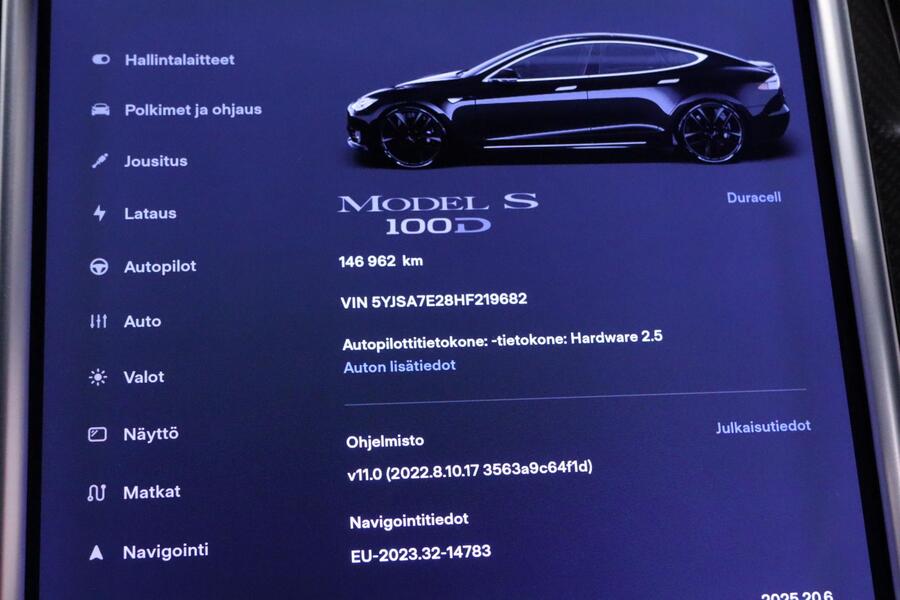 Tesla Model S vaihtoauto