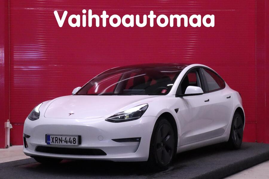 Tesla Model 3 vaihtoauto