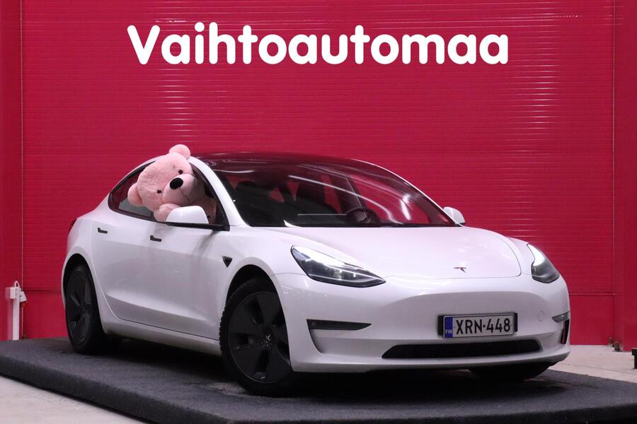 Tesla Model 3 vaihtoauto