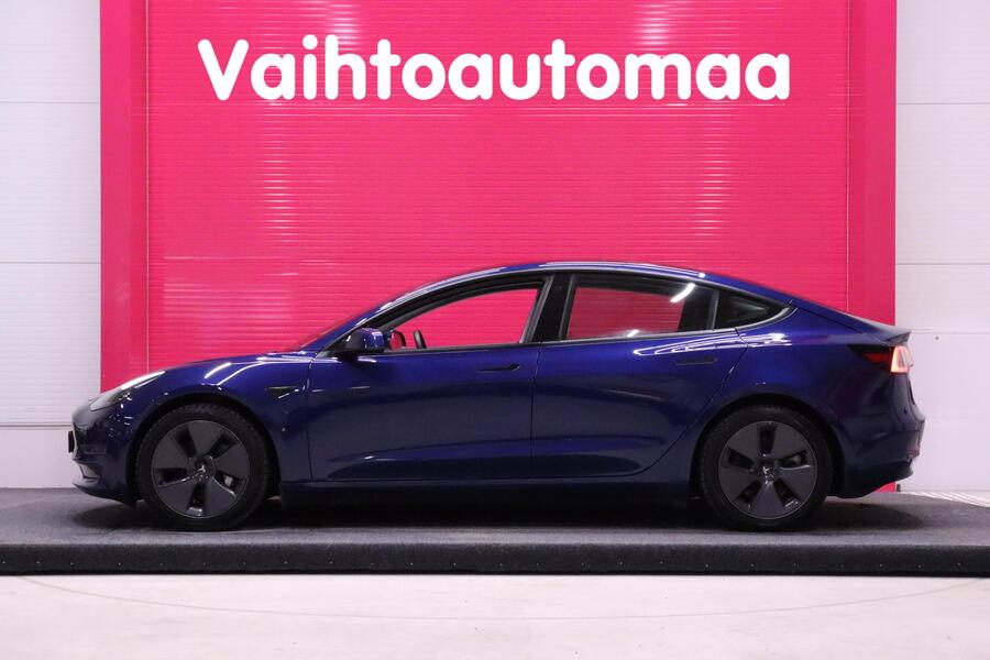 Tesla Model 3 vaihtoauto