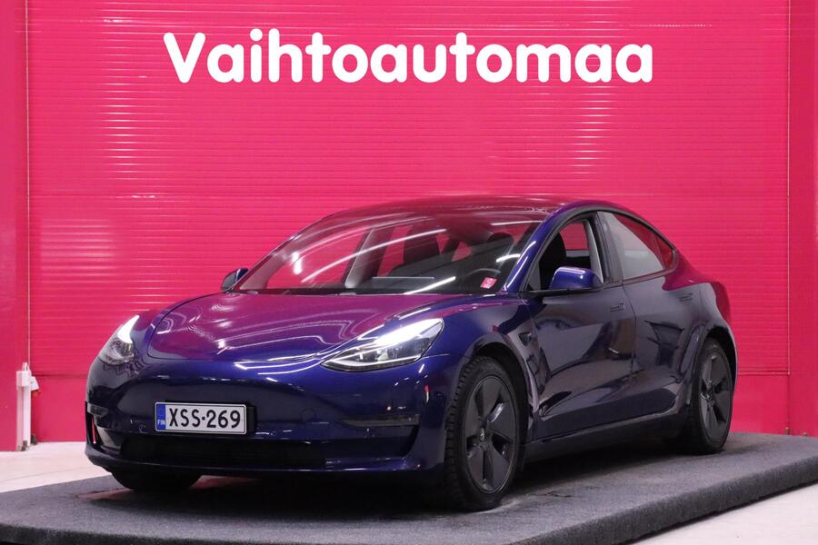Tesla Model 3 vaihtoauto