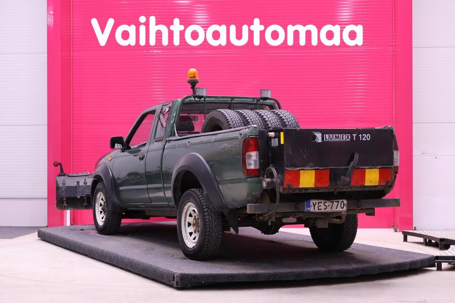 Nissan King Cab vaihtoauto