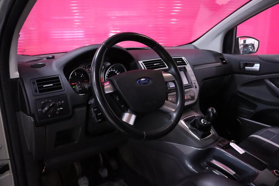 Ford Kuga vaihtoauto