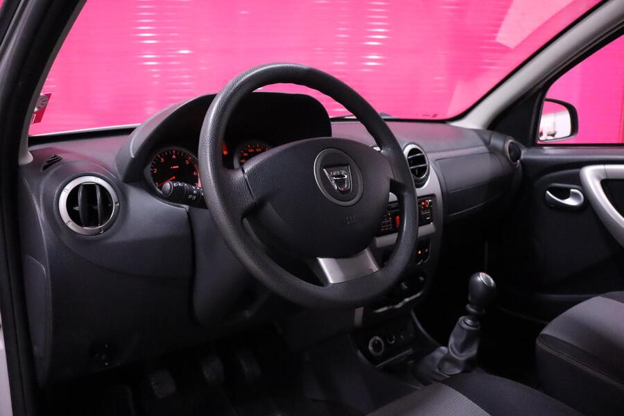 Dacia Duster vaihtoauto