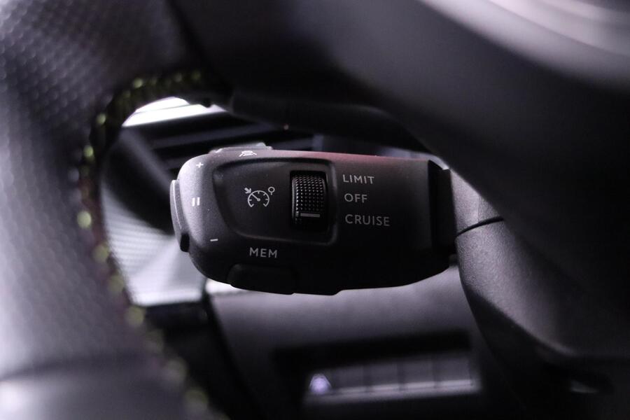 Peugeot 208 vaihtoauto