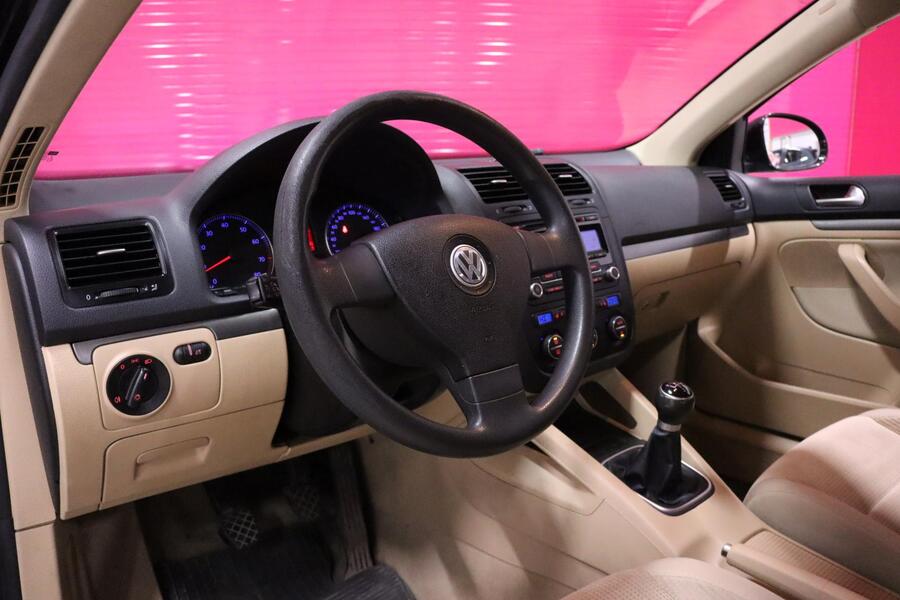 Volkswagen Jetta vaihtoauto