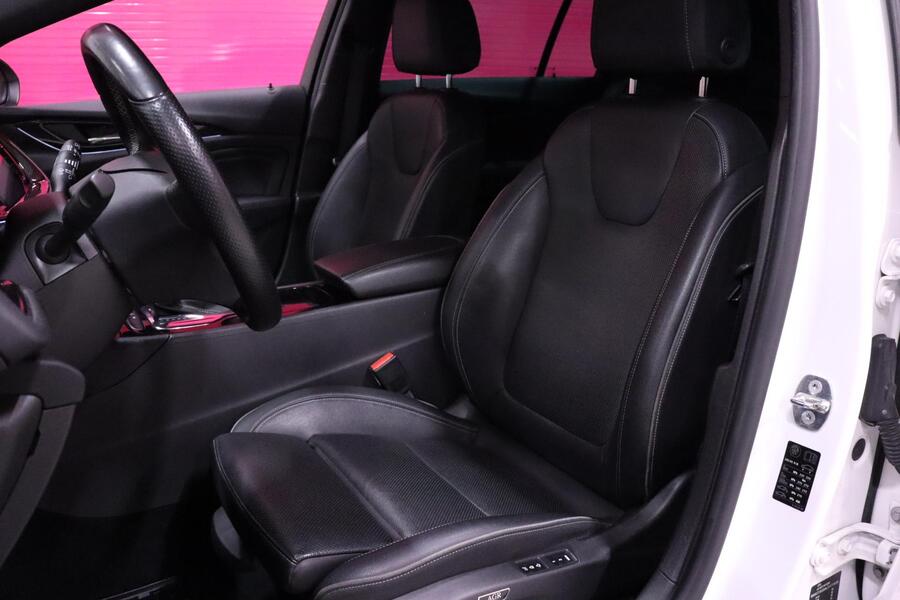 Opel Insignia vaihtoauto