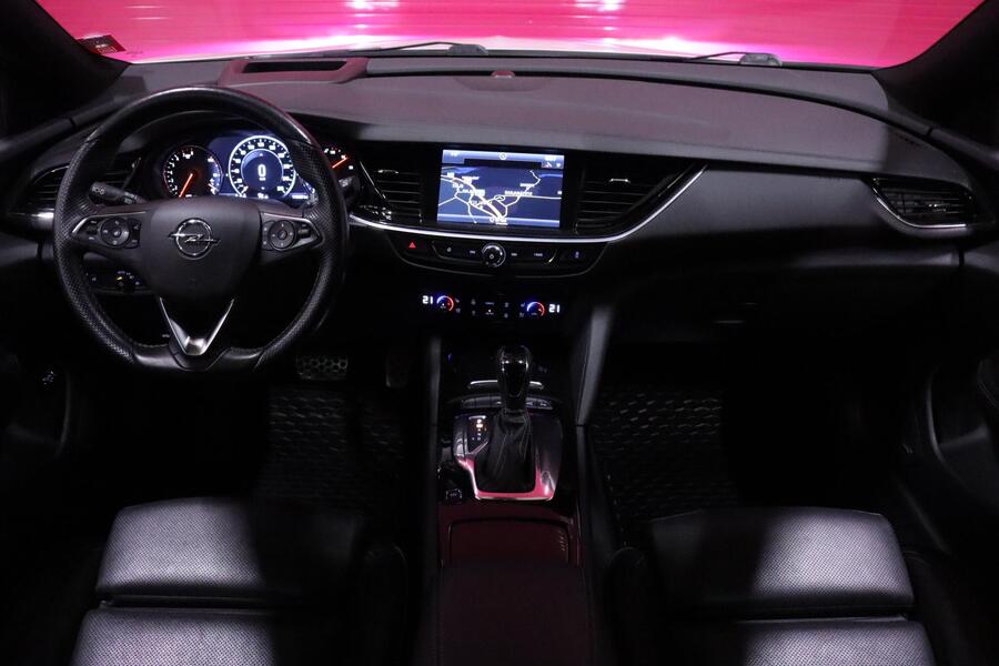 Opel Insignia vaihtoauto