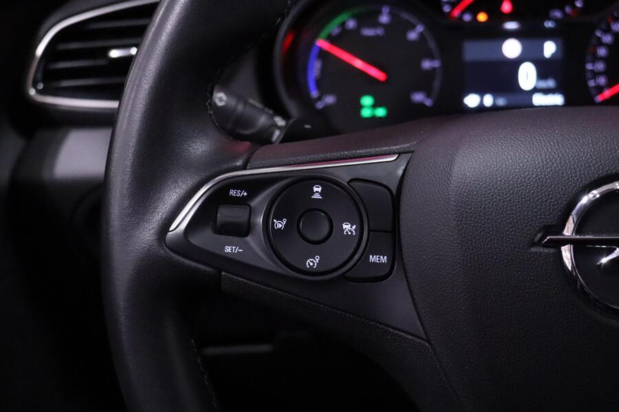 Opel Grandland X vaihtoauto