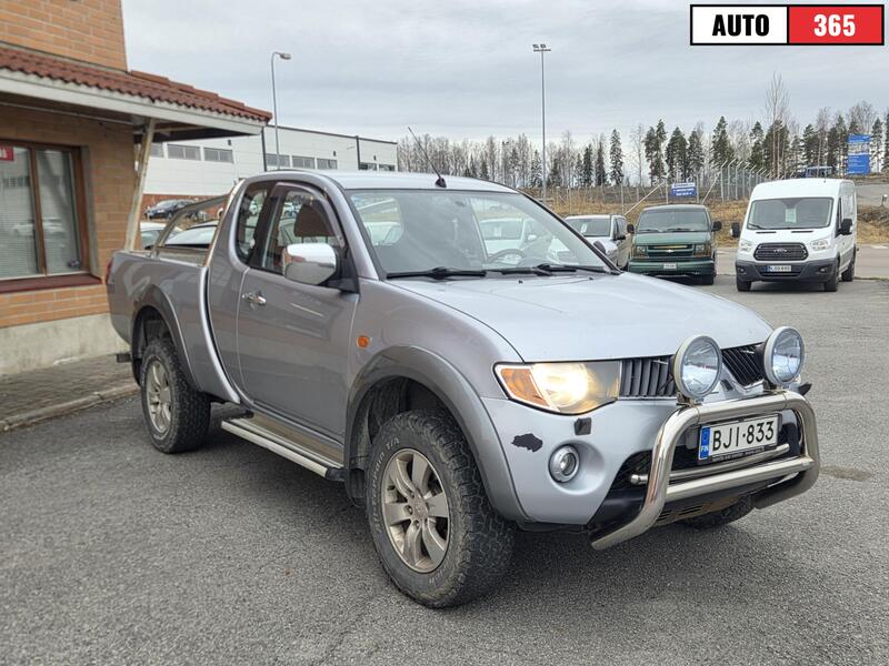 Mitsubishi L200 vaihtoauto