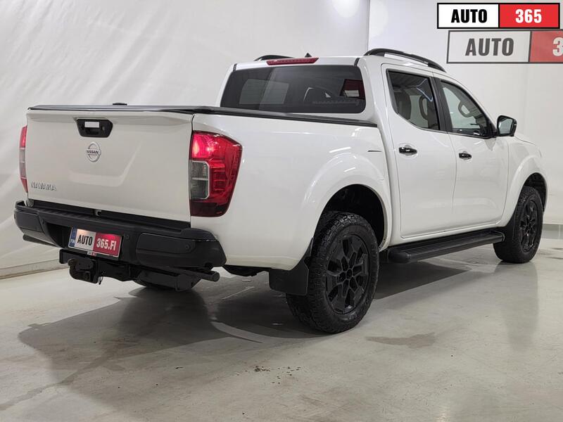 Nissan Navara vaihtoauto