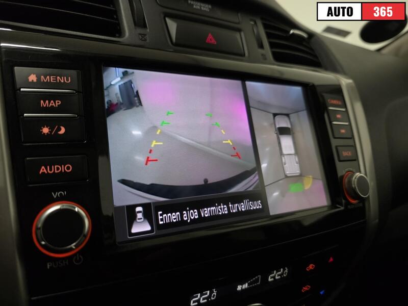 Nissan Navara vaihtoauto