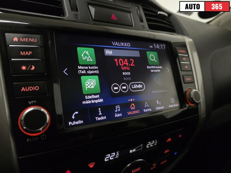 Nissan Navara vaihtoauto