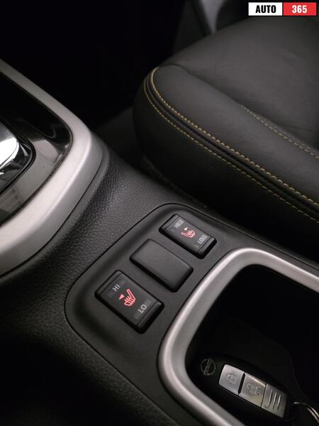 Nissan Navara vaihtoauto