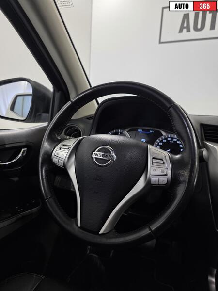 Nissan Navara vaihtoauto