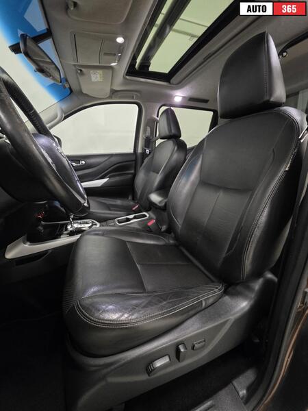 Nissan Navara vaihtoauto