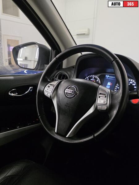 Nissan Navara vaihtoauto