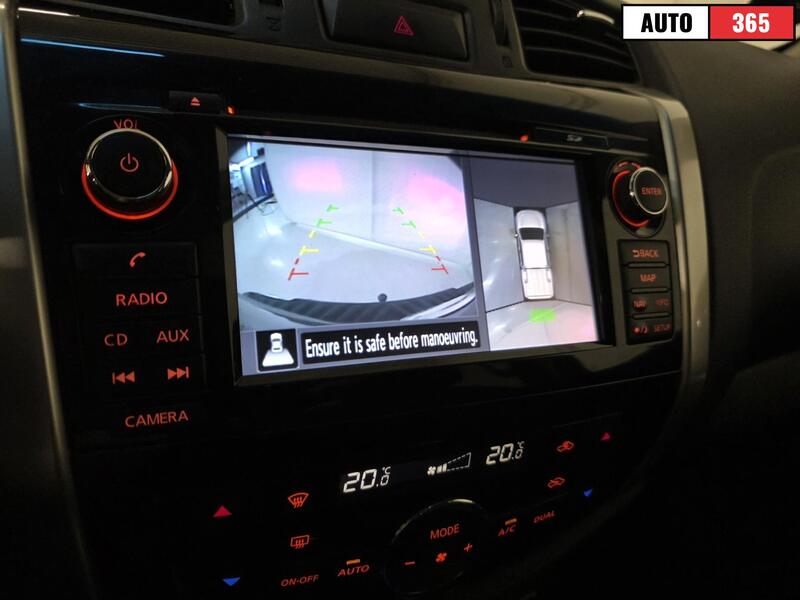 Nissan Navara vaihtoauto