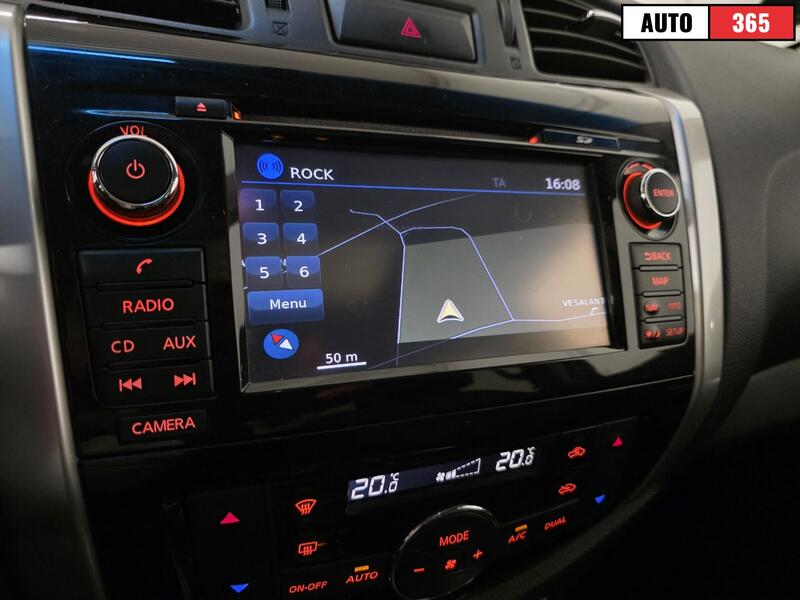 Nissan Navara vaihtoauto