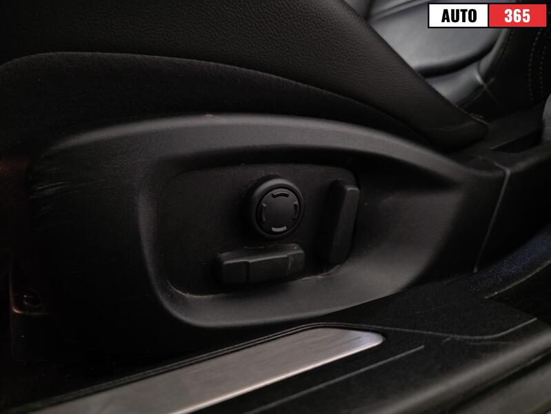 Jaguar XE vaihtoauto