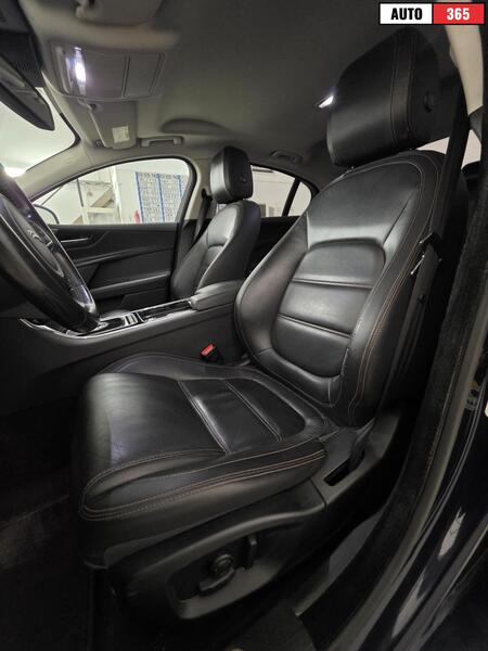 Jaguar XE vaihtoauto