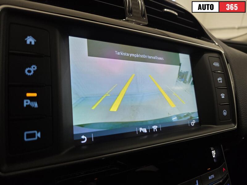 Jaguar XE vaihtoauto