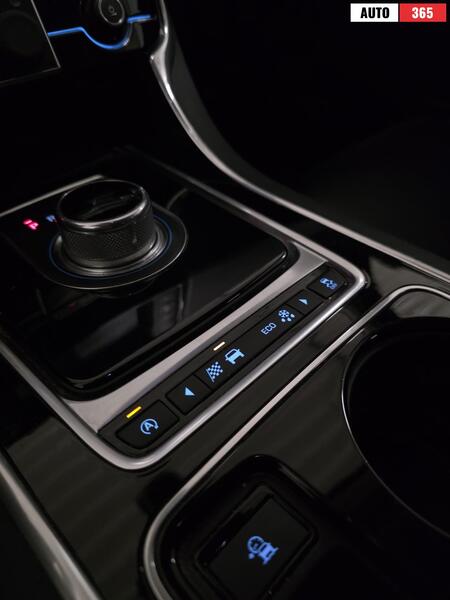 Jaguar XE vaihtoauto