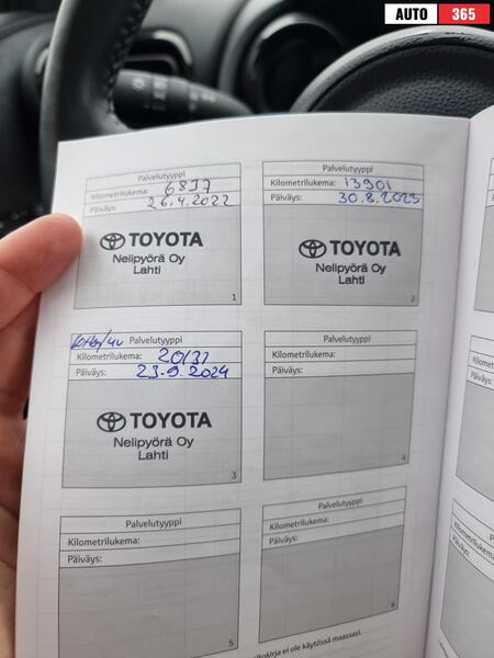Toyota Yaris vaihtoauto