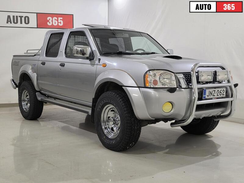 Nissan Navara vaihtoauto