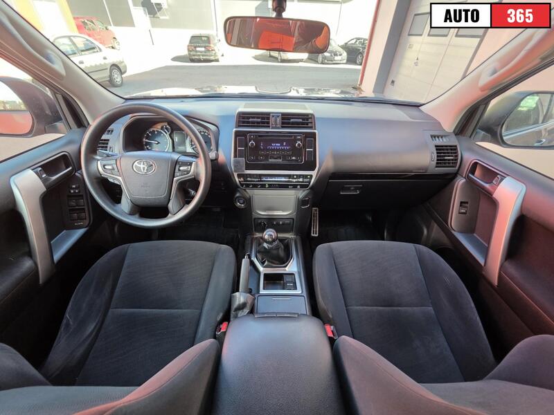 Toyota Land Cruiser vaihtoauto