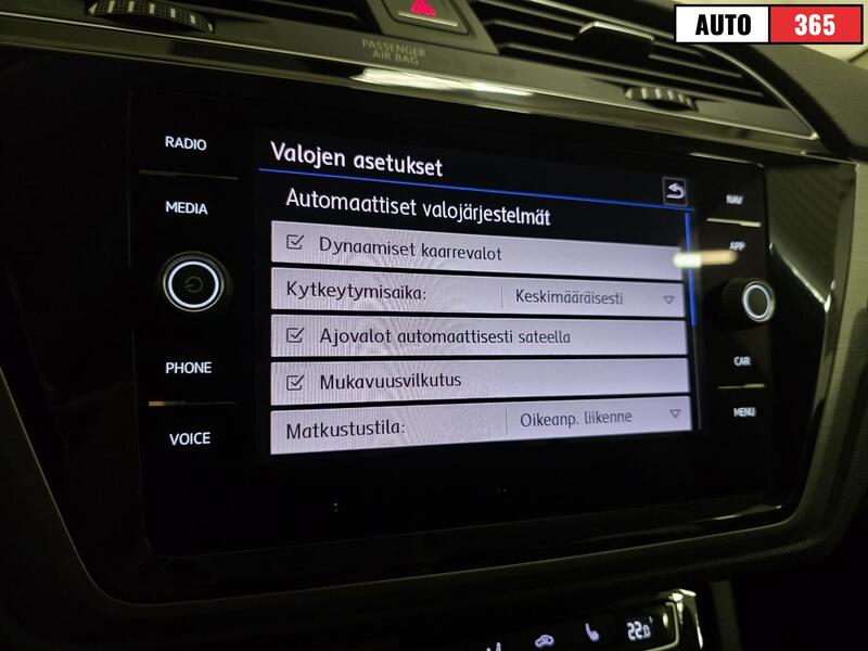 Volkswagen Touran vaihtoauto