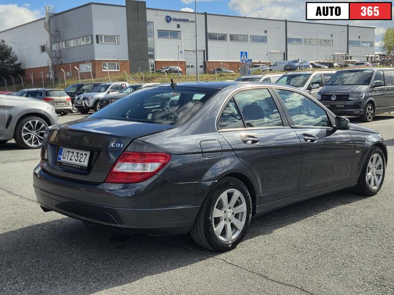 Mercedes-Benz C vaihtoauto