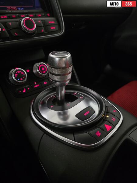 Audi R8 vaihtoauto