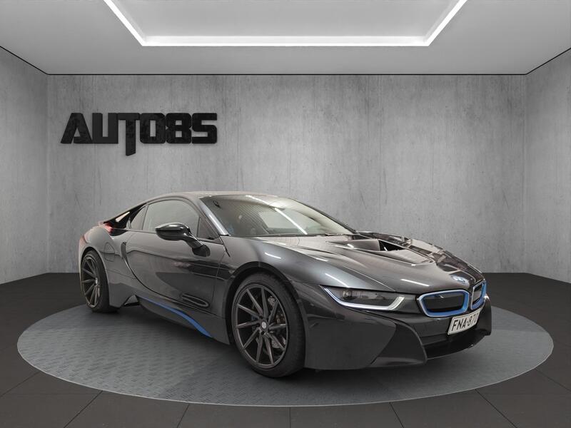 BMW i8 vaihtoauto