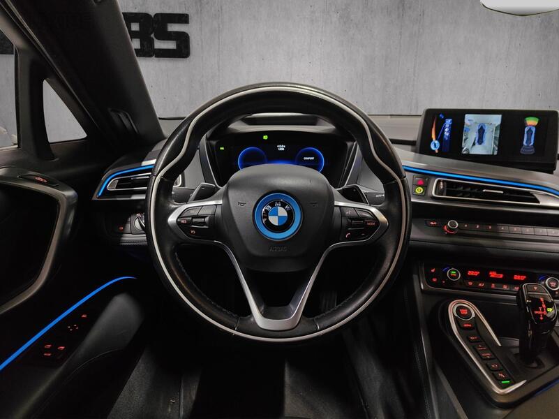 BMW i8 vaihtoauto