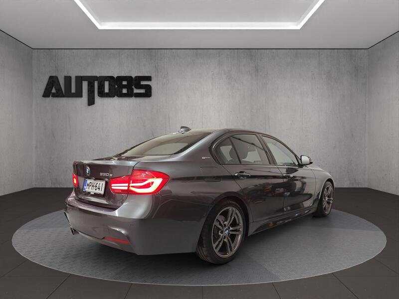 BMW 330 vaihtoauto