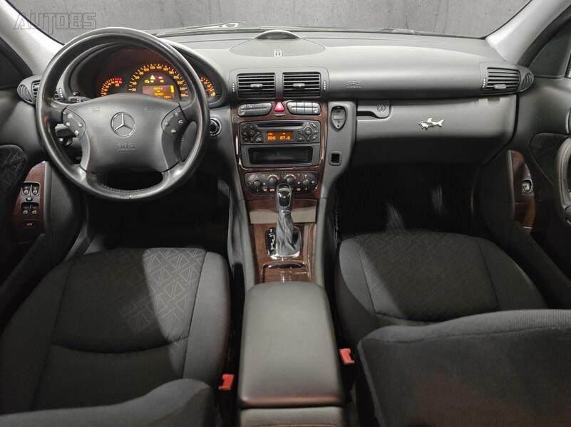 Mercedes-Benz C vaihtoauto