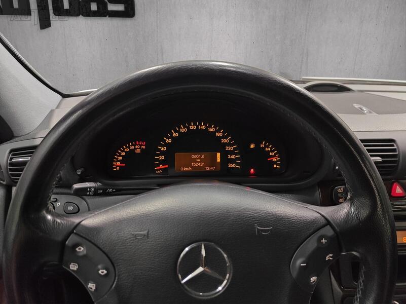 Mercedes-Benz C vaihtoauto