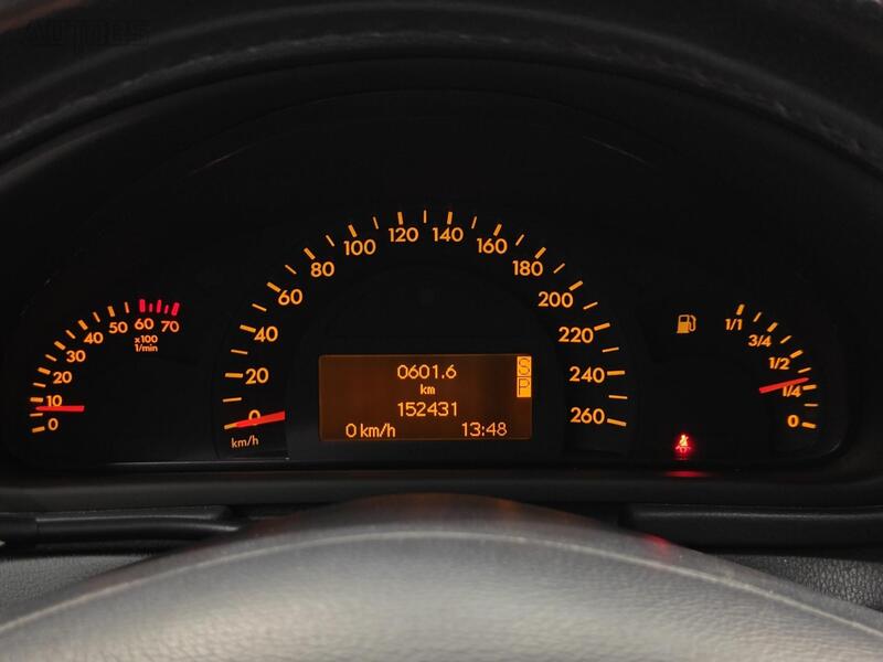 Mercedes-Benz C vaihtoauto