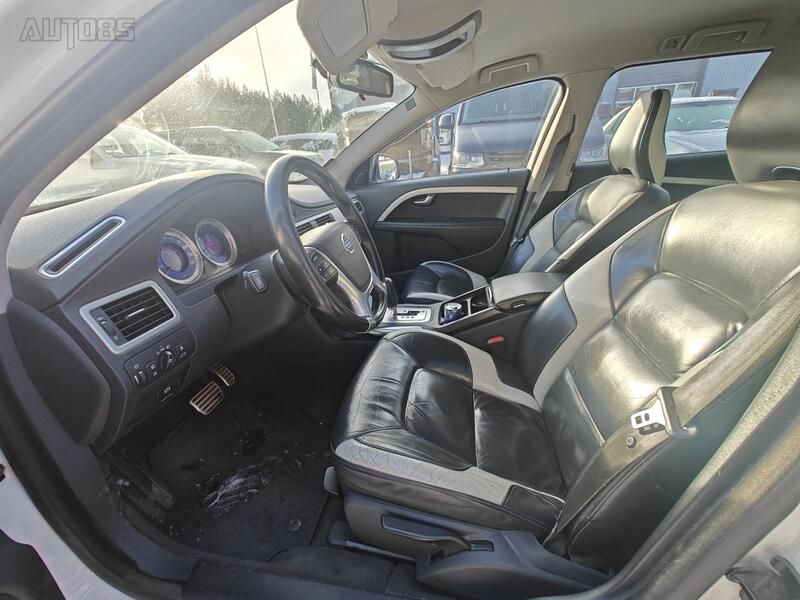 Volvo V70 vaihtoauto