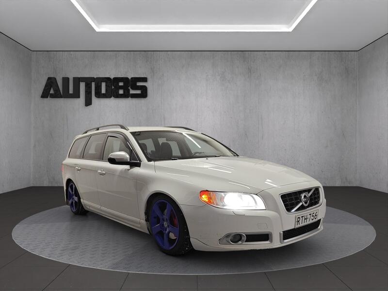 Volvo V70 vaihtoauto