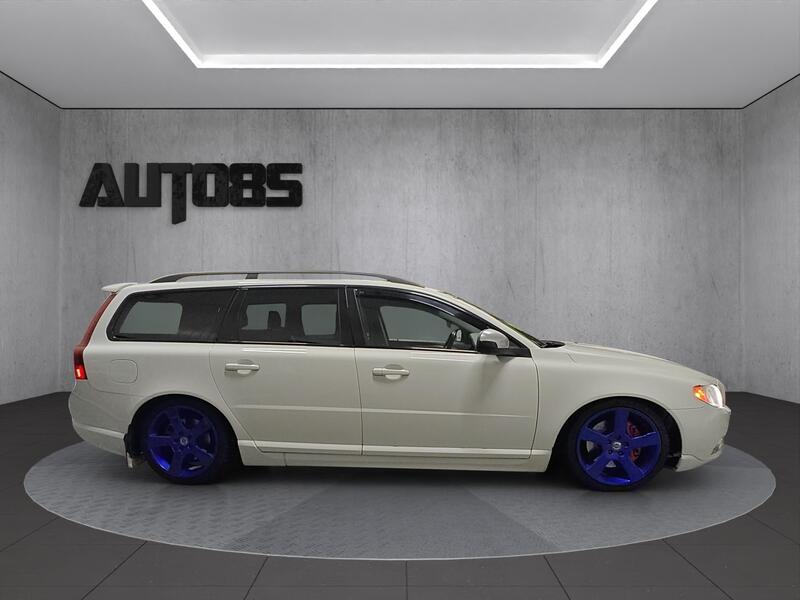 Volvo V70 vaihtoauto